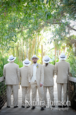 Best Brevard Zoo wedding photographer - Sandra Johnson (SJFoto.com)